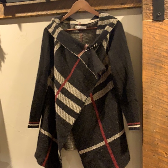 skovhuus Jackets & Blazers - PLAID WOOL SWEATER COAT...MADE IN ITALY...
